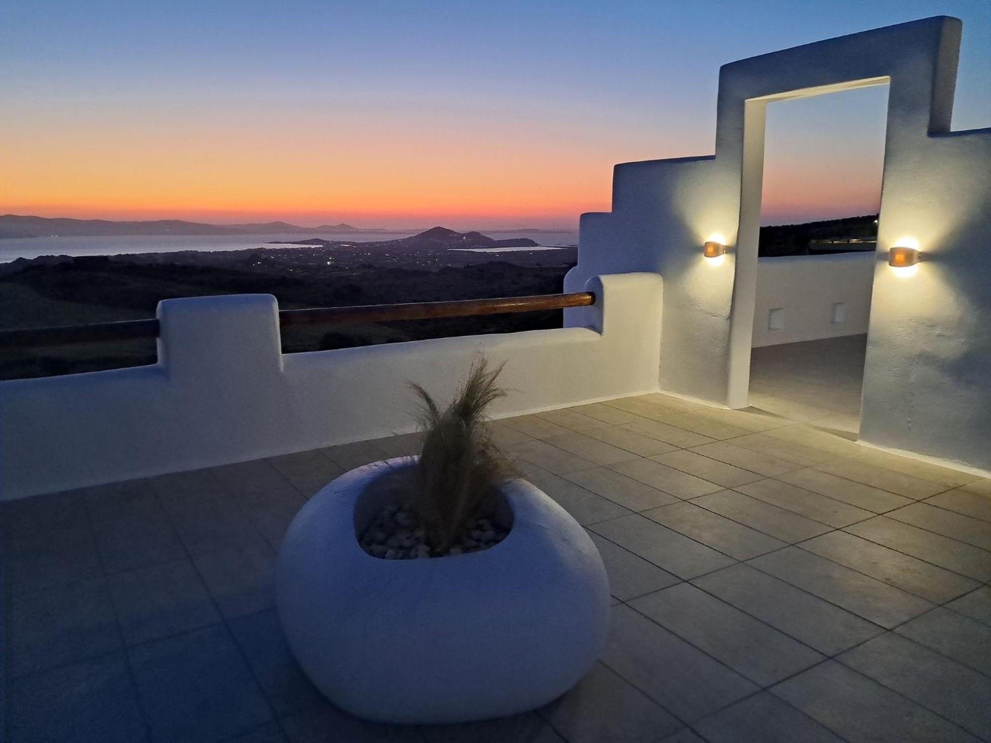 Ariadne'S Crown Luxury Suites With Private Pool Vívlosz Kültér fotó